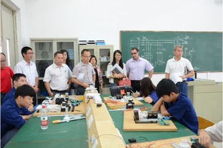 深化校企合作 共筑技術(shù)高地 | 東莞宏大電器攜手德國美諾技術(shù)人員赴我院參觀交流
